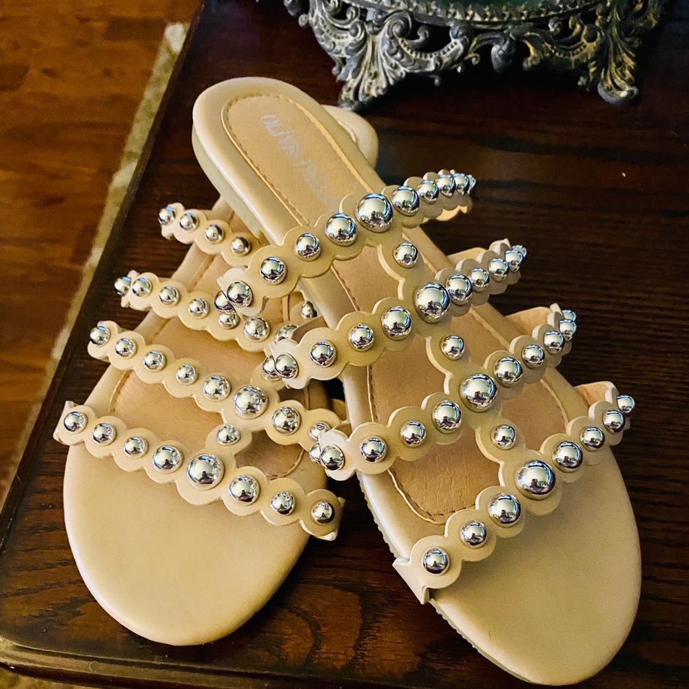 Ladies sandals